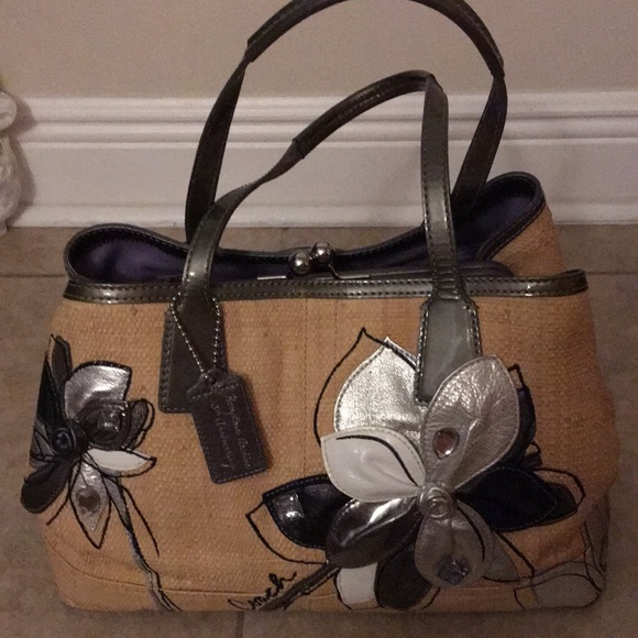 Hampton’s Archive 10th Anniversary by COACH - Picture 13 of 15